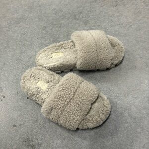 Ugg Women's Cozetta Curly Slipper